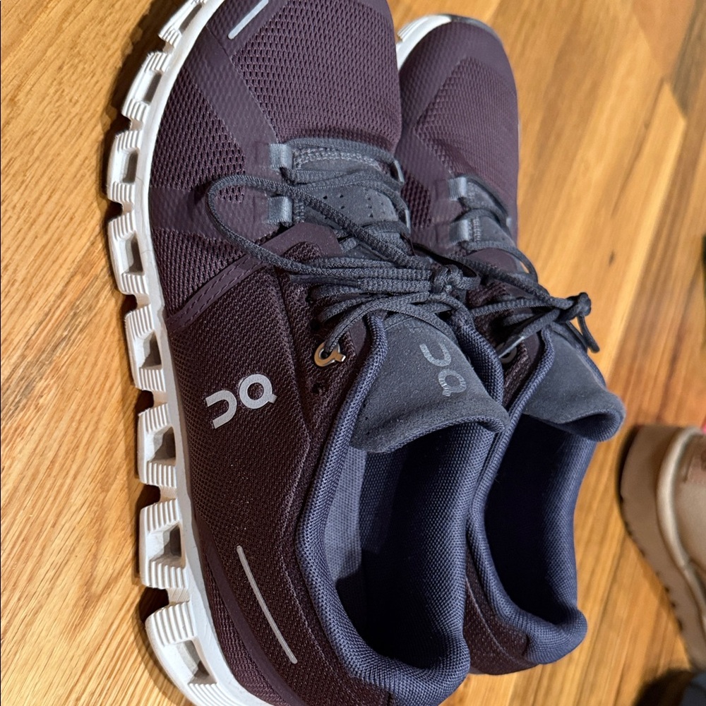 On Running Men's Dark Purple Sneakers